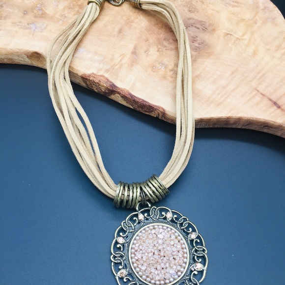 Handmade necklace - Picture 3 of 6